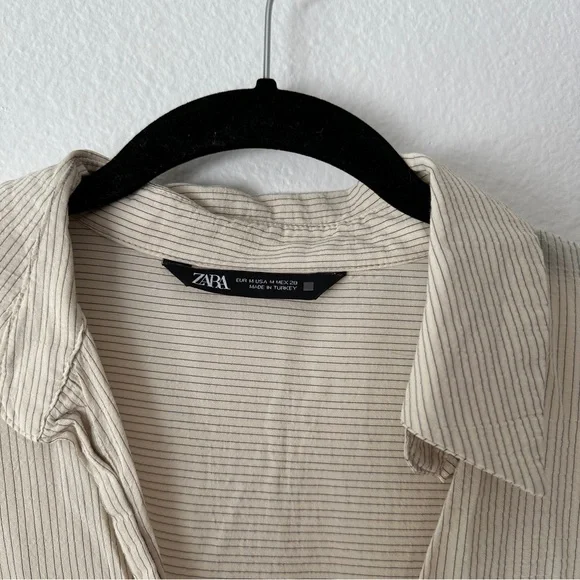 ZARA Beige Pinstripe Button-Up Shirt - Long Sleeves, Relaxed Fit, Medium - Picture 3 of 7